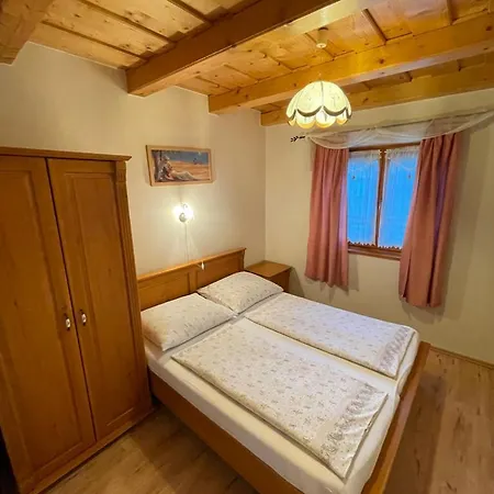 Tölgyfa 75 Apartman