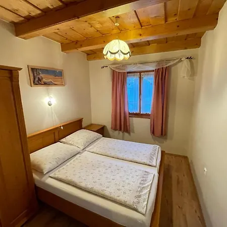 Tölgyfa 75 Apartman