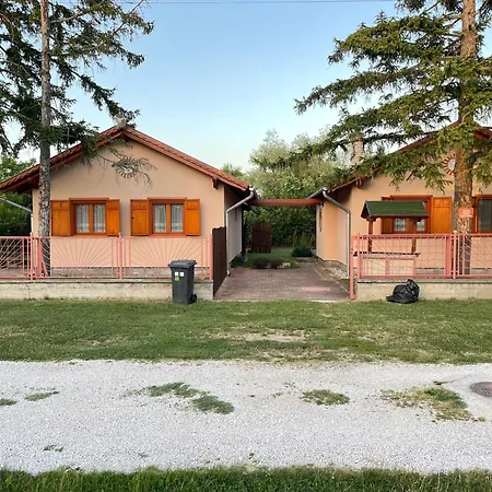 Toelgyfa Apartman