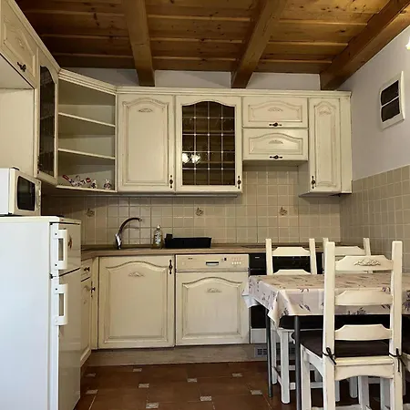 Apartmán Toelgyfa Balatonkeresztúr
